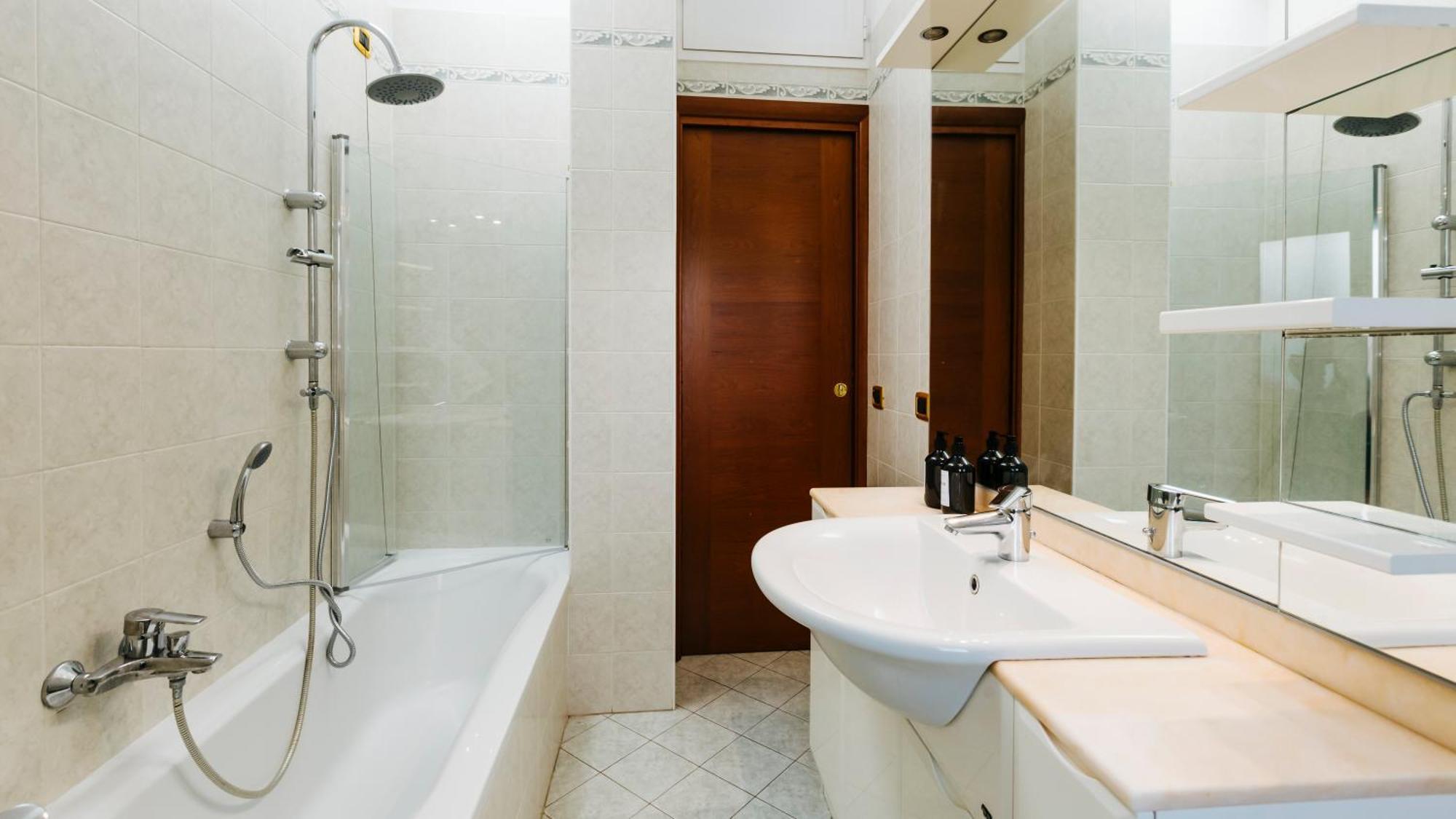 Art Suites Верона Екстериор снимка